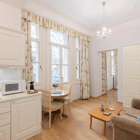 Gatto Perso Luxury Studio Apartments *