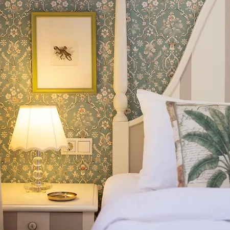 Gatto Perso Luxury Studios And Apartments アパート テッサロニキ