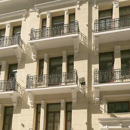 Gatto Perso Luxury Studios And Apartments アパート テッサロニキ