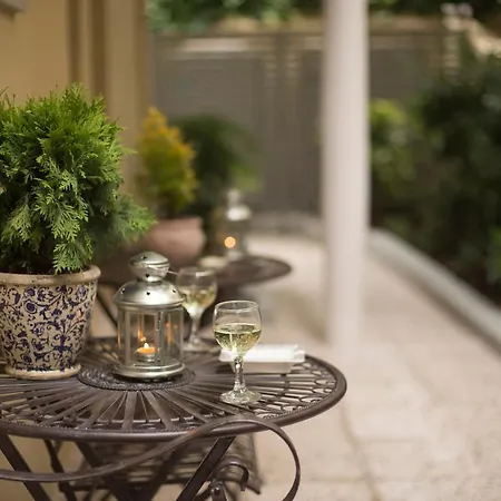 Gatto Perso Luxury Studios And Apartments *