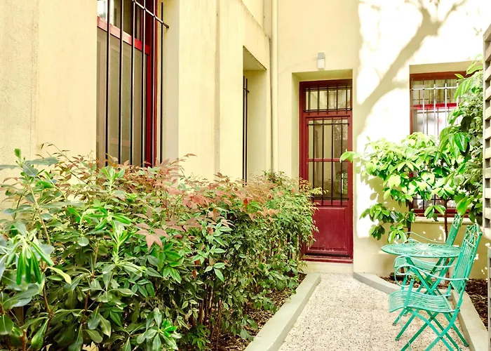 Gatto Perso Luxury And Salonicco