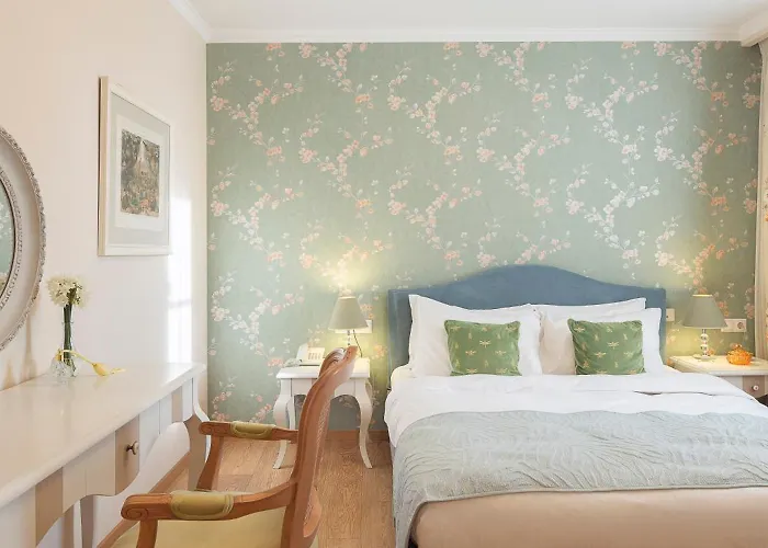 Gatto Perso Luxury And