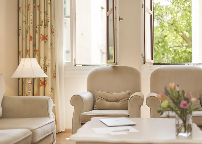 Gatto Perso Luxury And Appartamento Salonicco